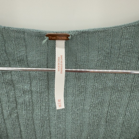 Free People Little Cutie Turquoise Button Down Crop Top Ribbed Size Medium - Picture 4 of 7